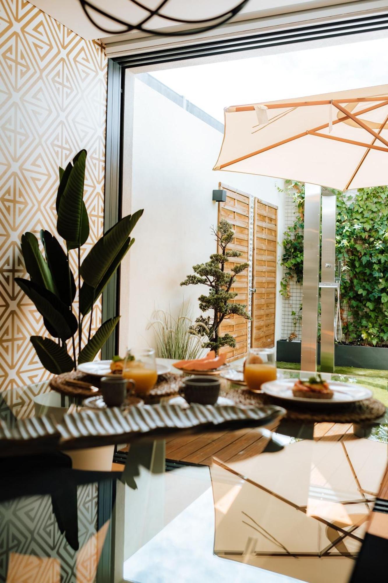 Apartamento Oporto Diamond Luxe & Terrace Exterior foto
